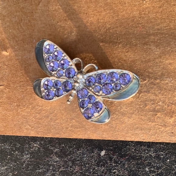 Pretty Vintage Silver Tone Metal Avon
Butterfly Brooch With Purple Rhinestones - Picture 2 of 5
